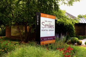 Ann Arbor Smiles Dental Group Sign